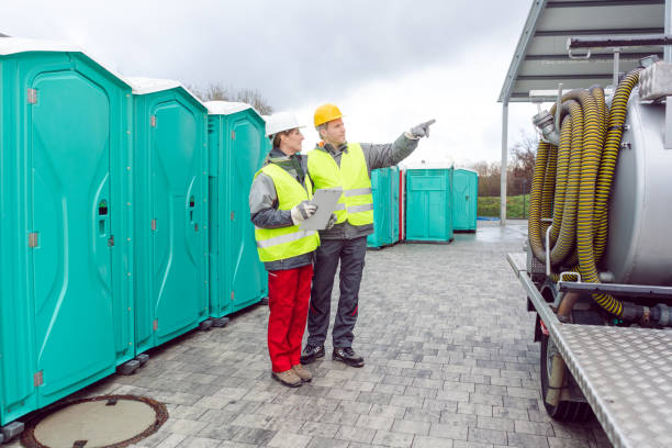 Best Portable Restroom Servicing (Cleaning and Restocking)  in Hialeah, FL